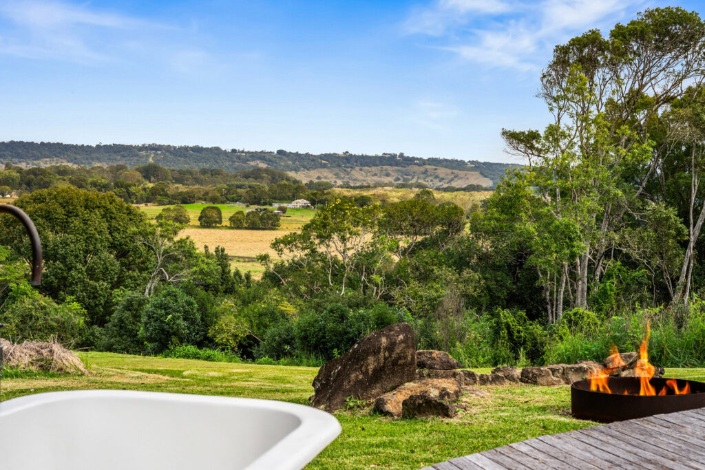 Sold - 128 Grays Lane - New Property in Tyagarah - Real Estate by Ollie Charkos