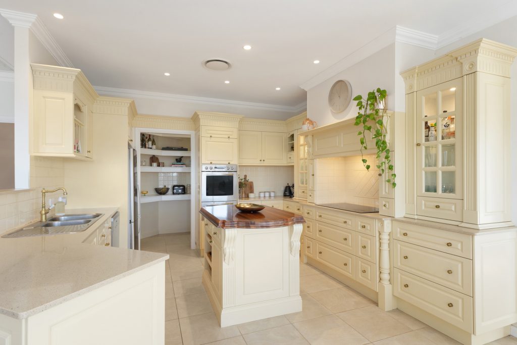 Sold - 15 Roder Place - New Property in Richmond Hill - Real Estate by Bill Johnston