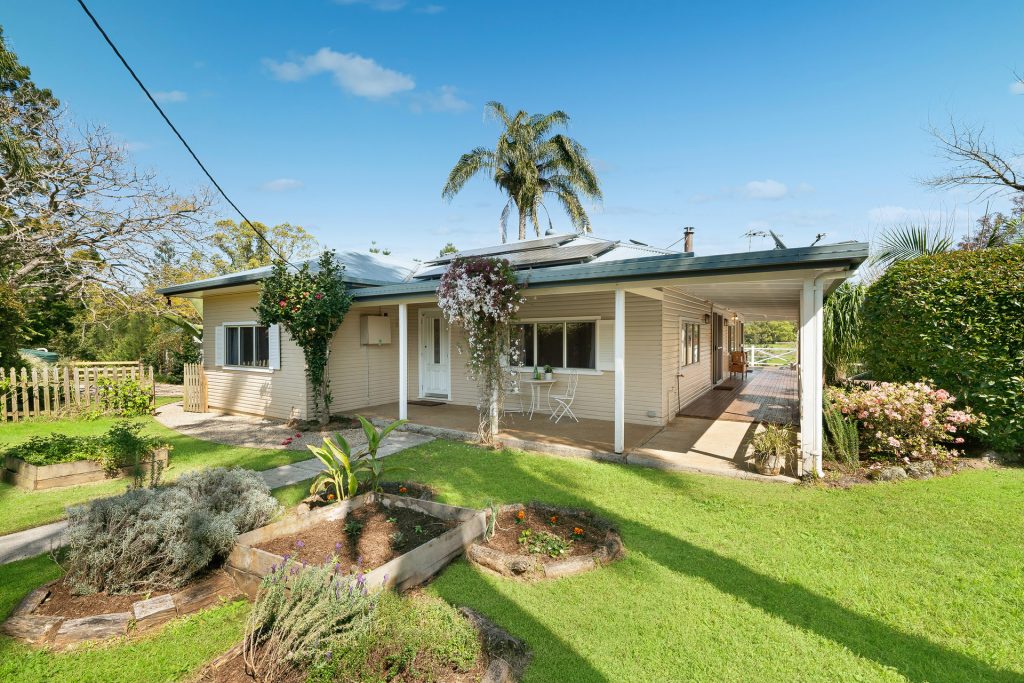 Sold - 796 Boatharbour Road - New Property in Eltham - Real Estate by Bill Johnston