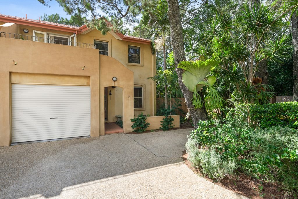 Sold - 5/7 Oceanside Place - New Property in Suffolk Park - Real Estate by Ollie Charkos