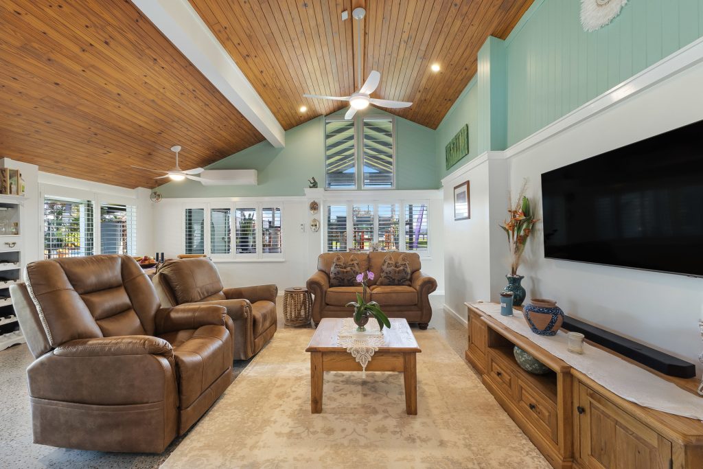 Sold - 984 River Drive - New Property in Keith Hall - Real Estate by Glenn Mills Sarah Sommerfeld