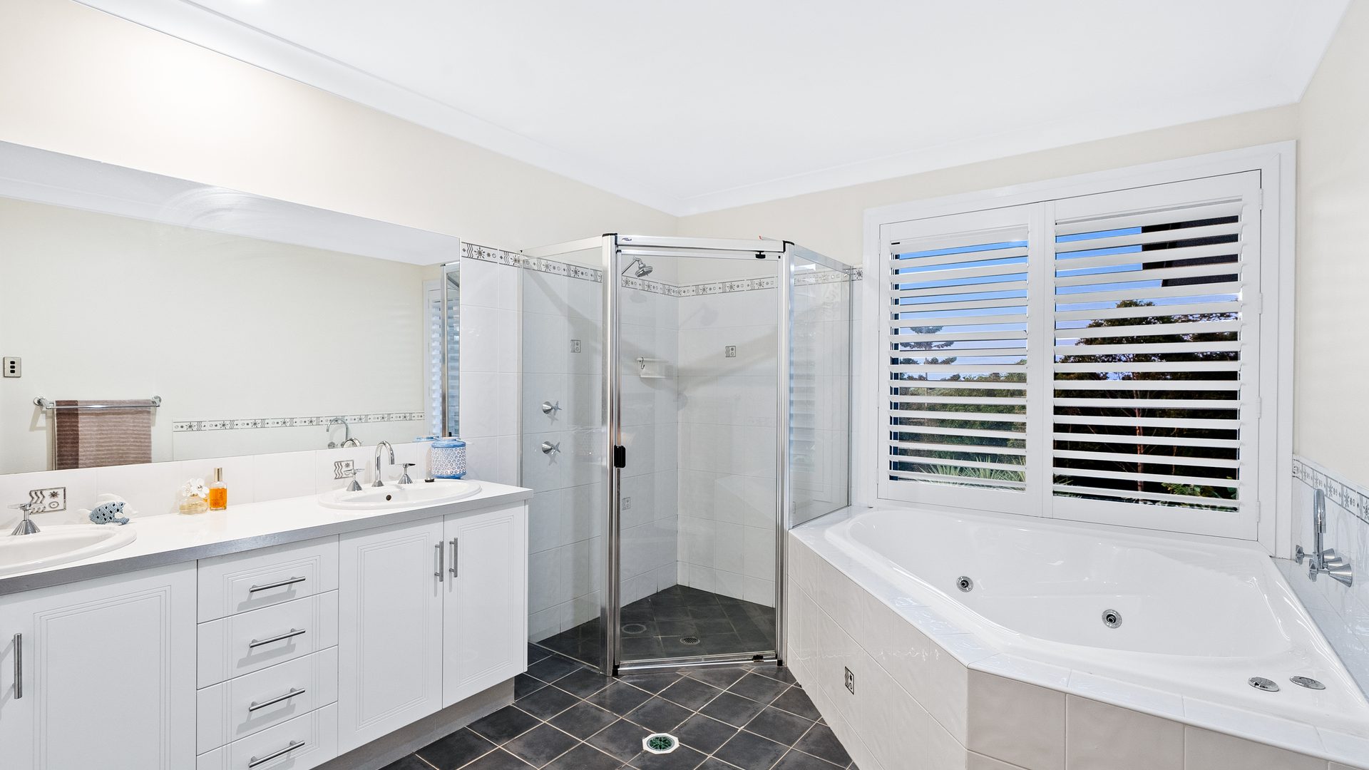 Sold - 131 Phoenix Drive - New Property in Tintenbar - Real Estate by Bill Johnston