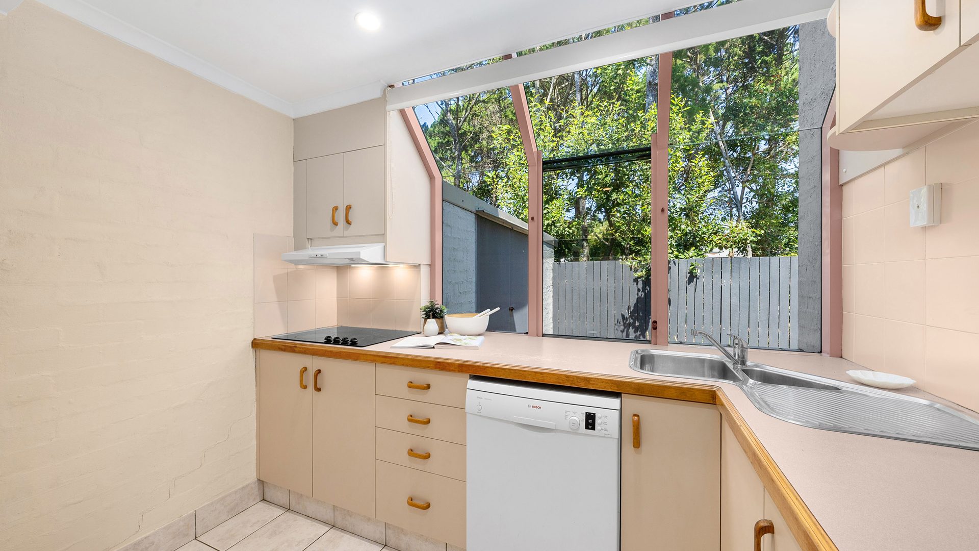 Sold - 2/42-44 Armstrong Street - New Property in Suffolk Park - Real Estate by Ian Daniels
