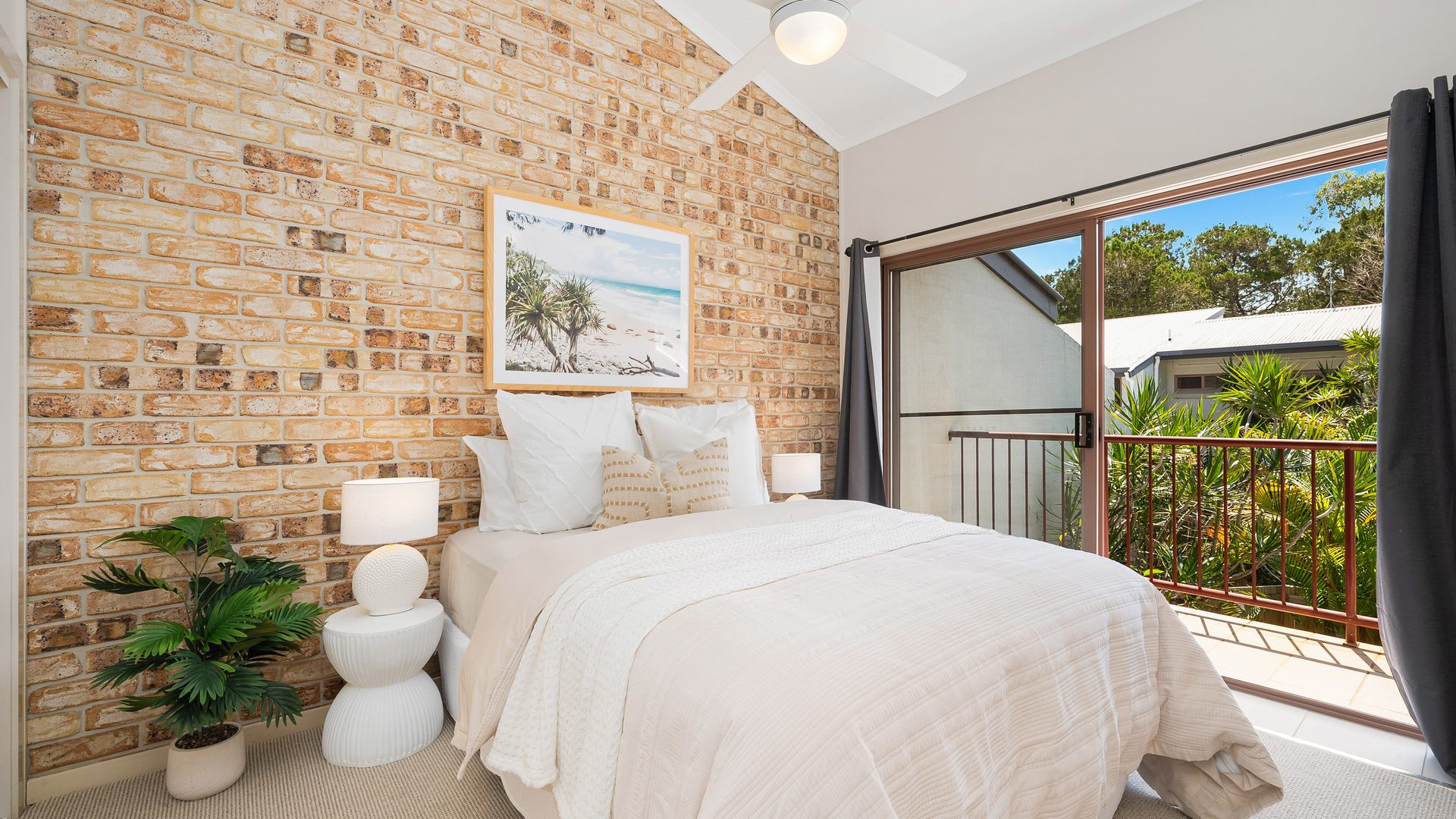 Sold - 2/42-44 Armstrong Street - New Property in Suffolk Park - Real Estate by Ian Daniels