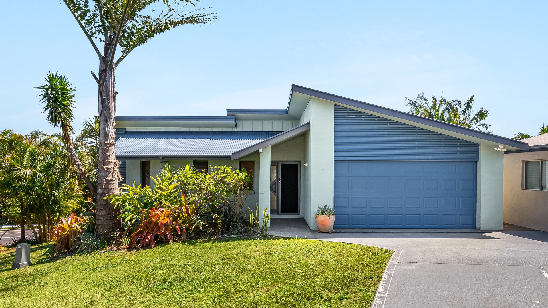 Sold - 1/1 Fox Valley Way - New Property in Lennox Head - Real Estate by Graham Houston