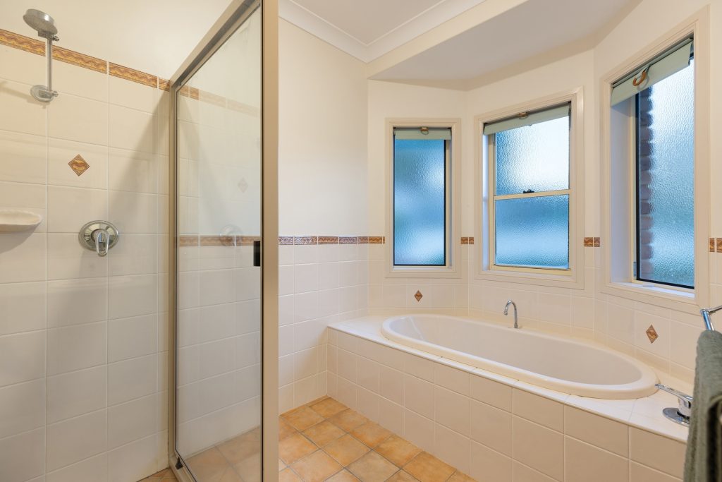 Sold - 4 Ewandale Close - New Property in Clunes - Real Estate by Tezu Harrison