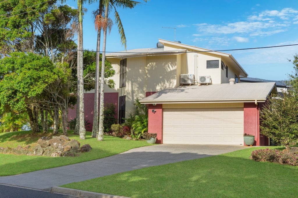 Sold - 1/1 Sunrise Crescent - New Property in Lennox Head - Real Estate by Mal Hamblin & James Aubusson