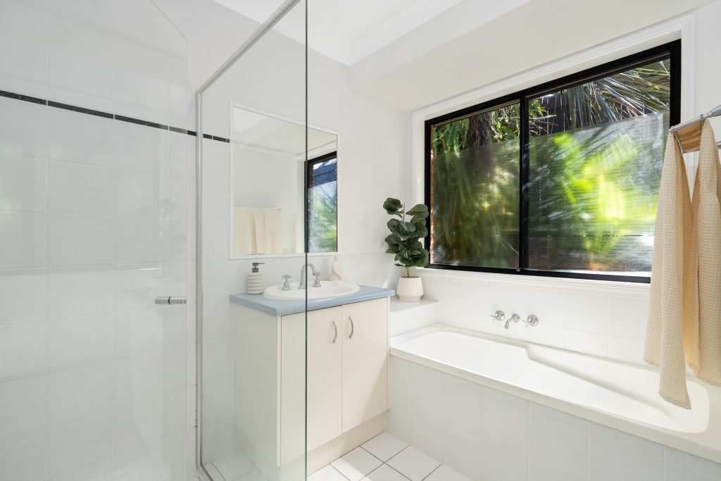 Sold - 8 Heritage Court - New Property in Suffolk Park - Real Estate by Nick Dunn