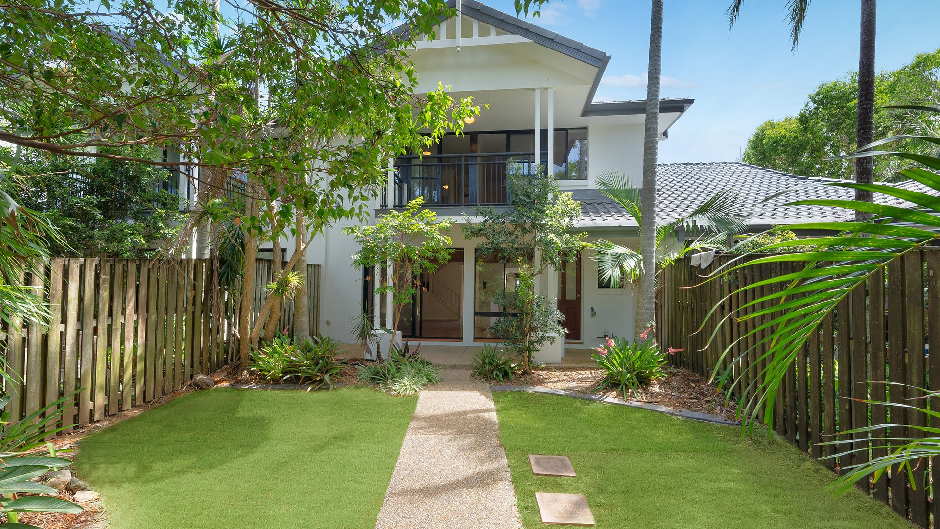 Sold - 2/58 Armstrong Street - New Property in Suffolk Park - Real Estate by Ian Daniels