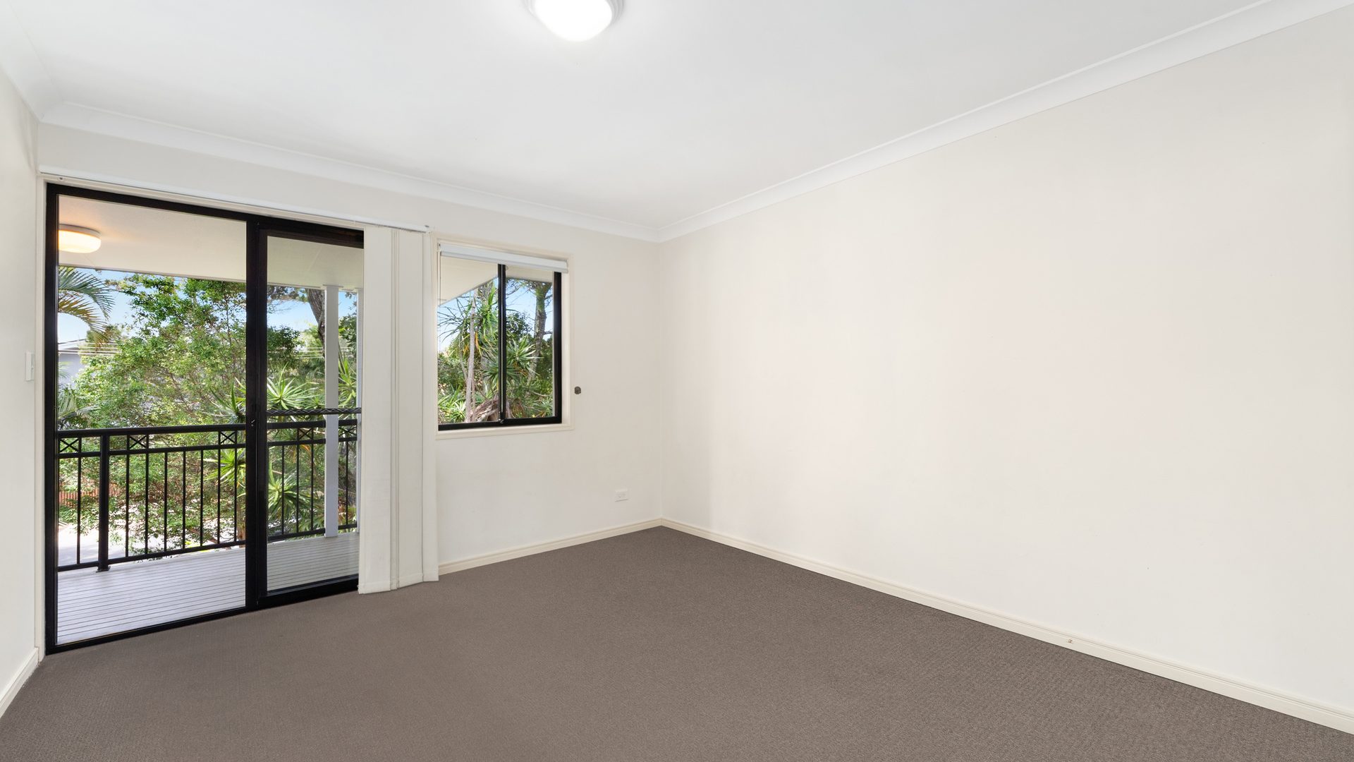 Sold - 2/58 Armstrong Street - New Property in Suffolk Park - Real Estate by Ian Daniels