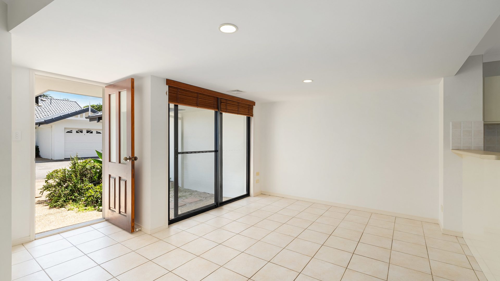 Sold - 2/58 Armstrong Street - New Property in Suffolk Park - Real Estate by Ian Daniels