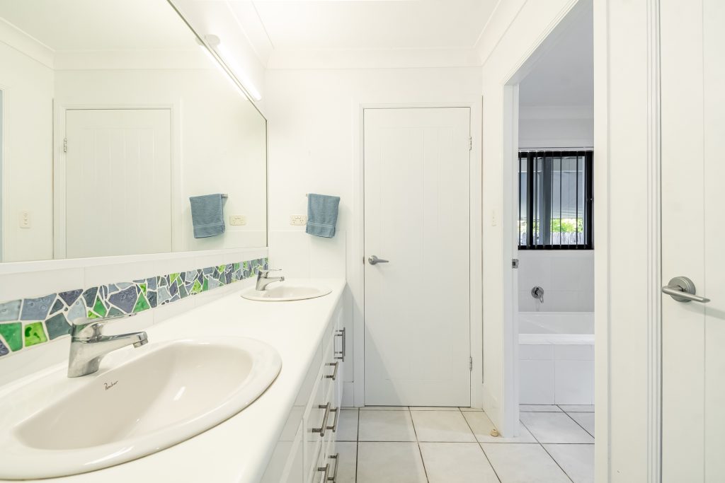 Sold - 2/7 Megan Crescent (access Via Dodge Lane) - New Property in Lennox Head - Real Estate by Graham Houston