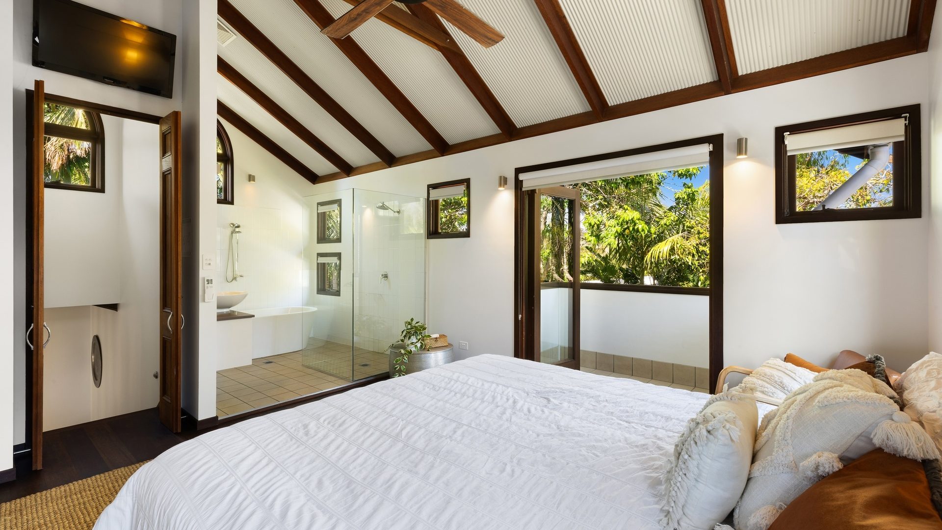 Sold - 9 Cavvanbah Lane - New Property in Byron Bay - Real Estate by Tezu Harrison