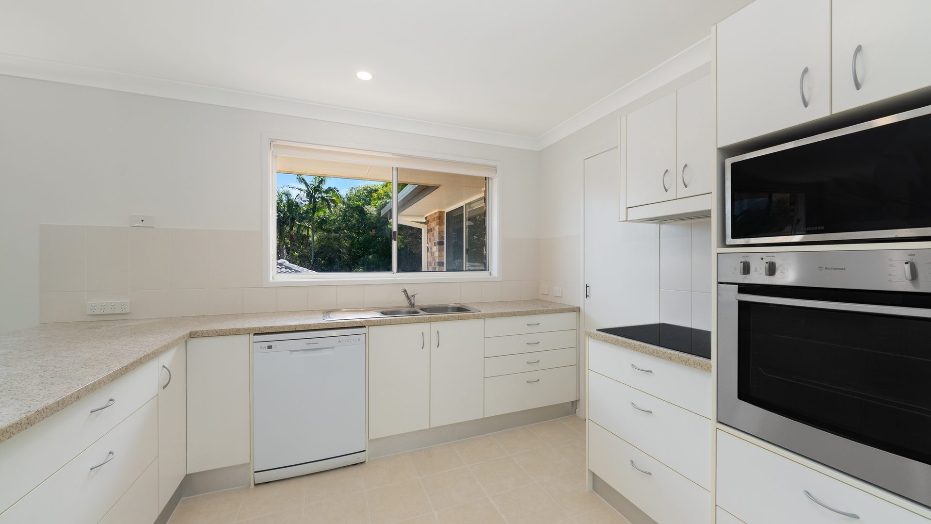 Sold - 3/1A Beachcomber Drive - New Property in Byron Bay - Real Estate by Ian Daniels
