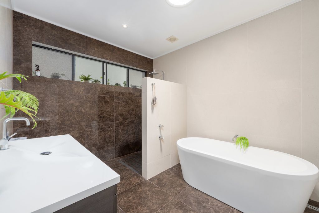 For Sale - 100 Redgate Road - New Property in South Golden Beach - Real Estate by Nick Dunn