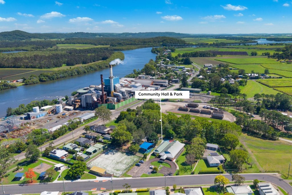 For Sale - 24 Pitt Street - New Property in Broadwater - Real Estate by Adam & Maxine Gaiter