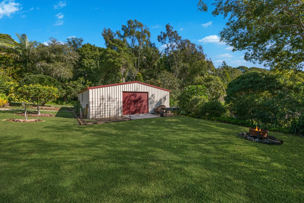 Sold - 44 Whispering Valley Drive - New Property in Richmond Hill - Real Estate by Bill Johnston