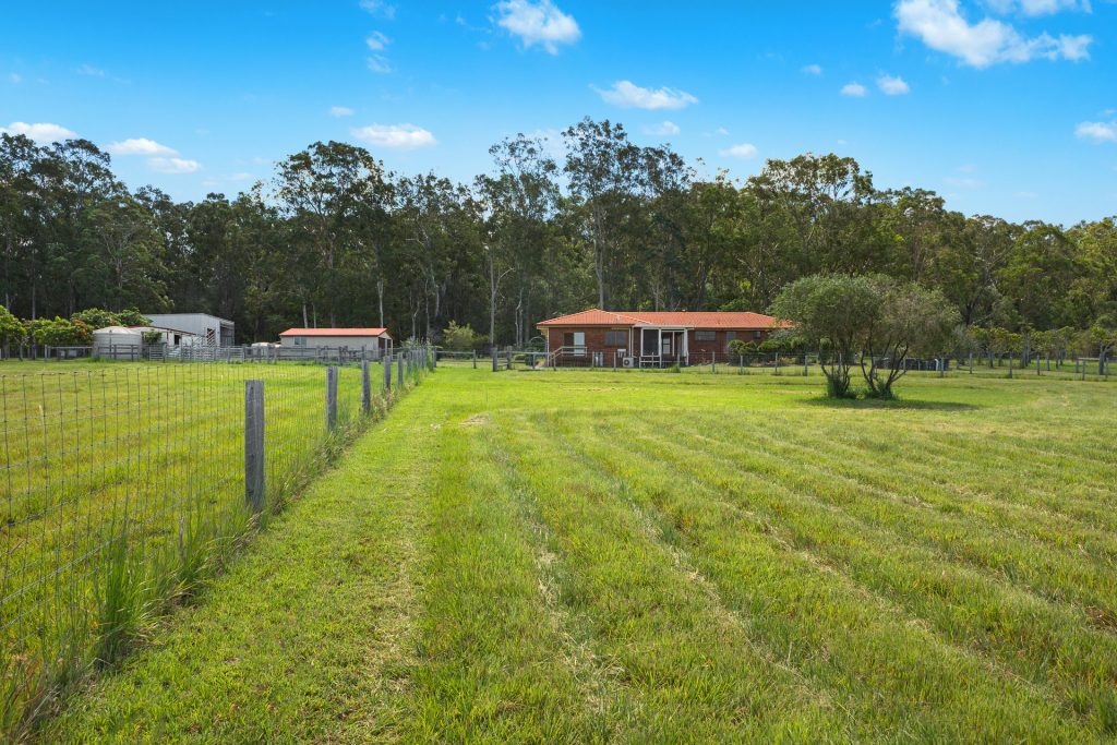 For Sale - 205 Reardons Lane - New Property in Swan Bay - Real Estate by Adam & Maxine Gaiter