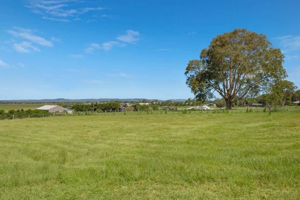 For Sale - 205 Reardons Lane - New Property in Swan Bay - Real Estate by Adam & Maxine Gaiter