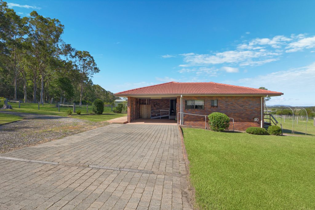 For Sale - 205 Reardons Lane - New Property in Swan Bay - Real Estate by Adam & Maxine Gaiter