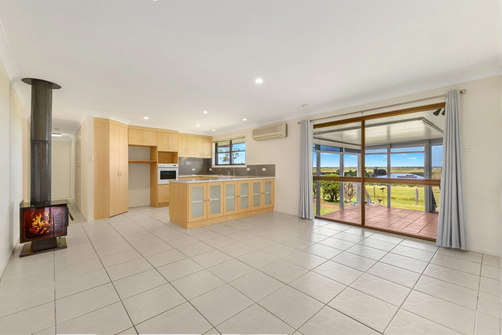 For Sale - 205 Reardons Lane - New Property in Swan Bay - Real Estate by Adam & Maxine Gaiter