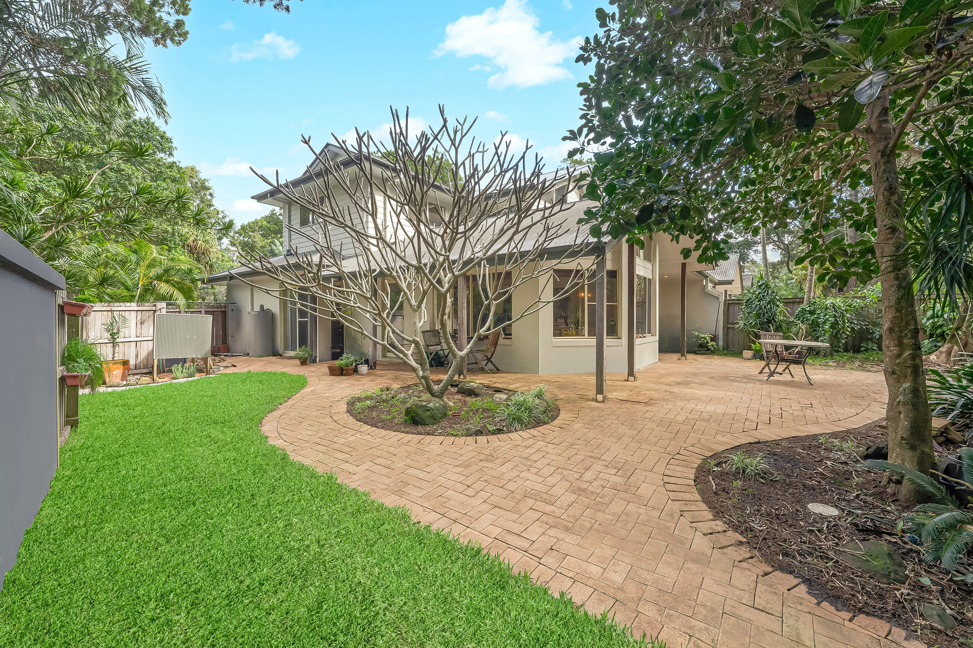 For Sale - 1/2b Kalemajere Drive - New Property in Suffolk Park - Real Estate by Ian Daniels