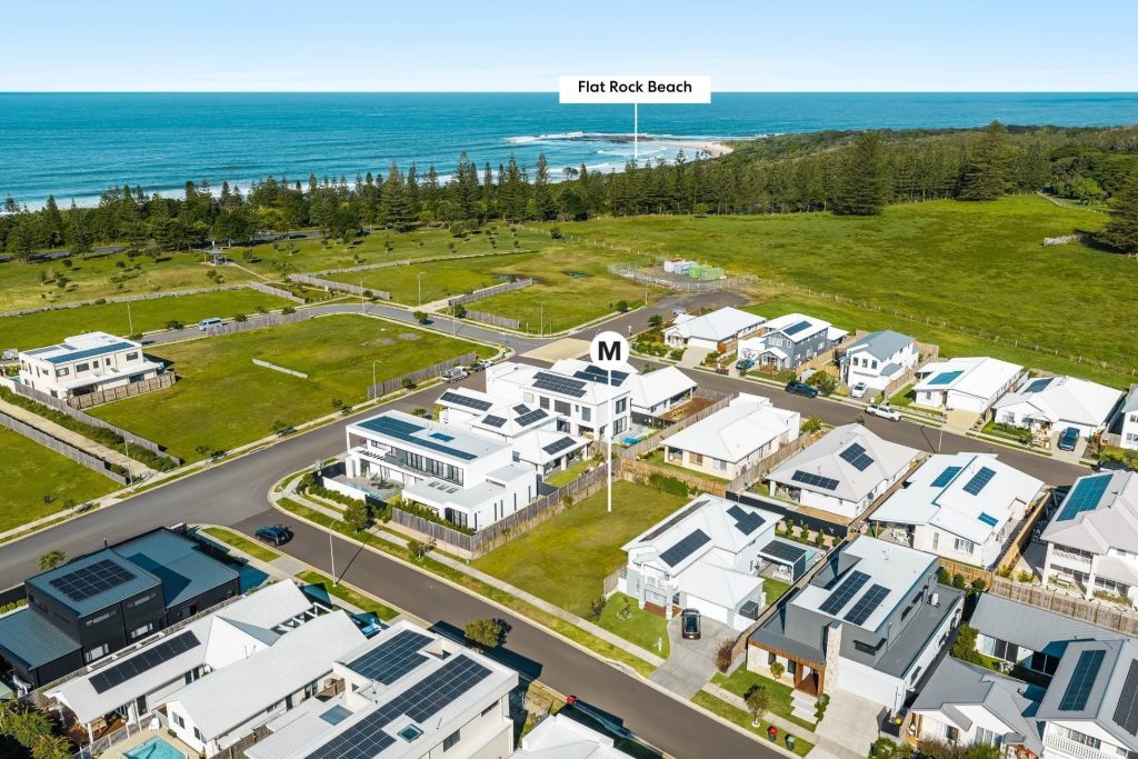 For Sale - 5 Sunhaven Avenue - New Property in Skennars Head - Real Estate by Nick Bordin