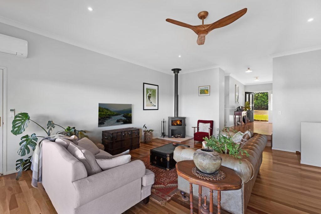 For Sale - 103 Lindendale Road - New Property in Lindendale - Real Estate by Bill Johnston