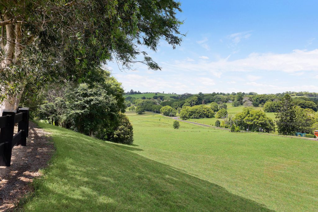 Sold - 1 McKenzie Road - New Property in Eltham - Real Estate by Bill Johnston