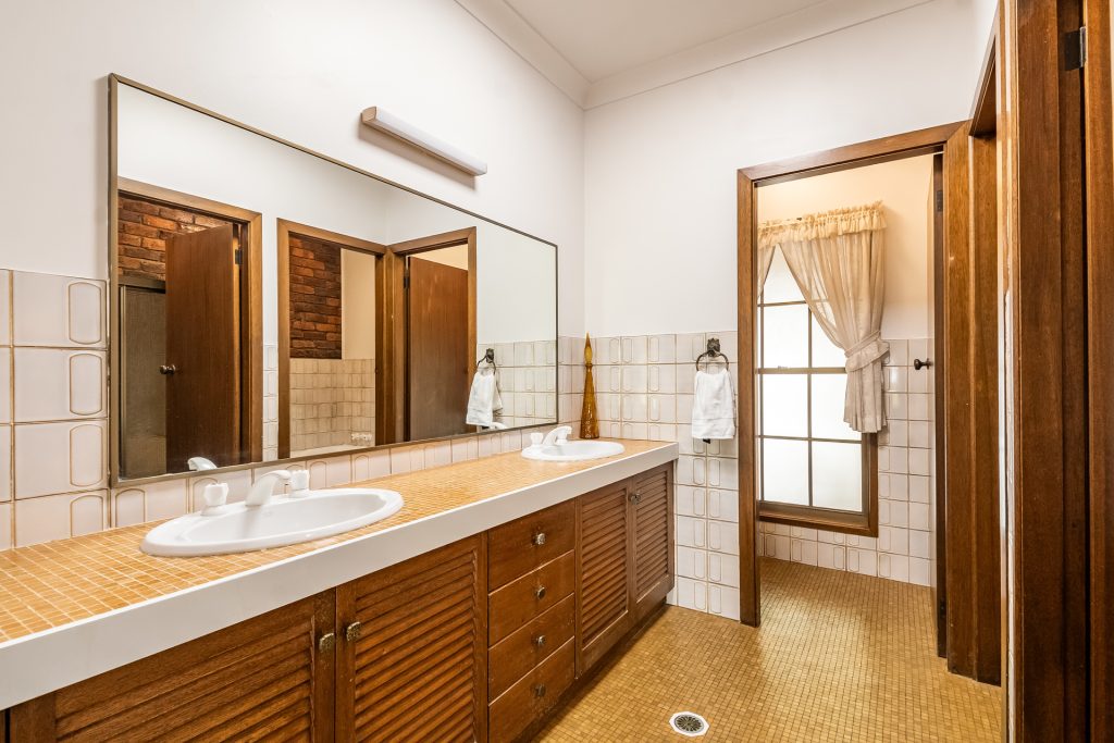 Sold - 698 Uralba Road - New Property in Lynwood - Real Estate by Nick Bordin