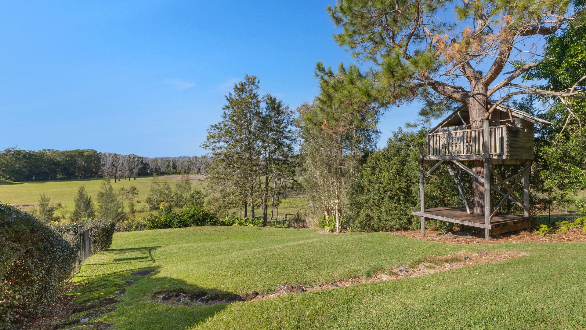 For Sale - 16 Rainforest Drive - New Property in Eltham - Real Estate by Bill Johnston