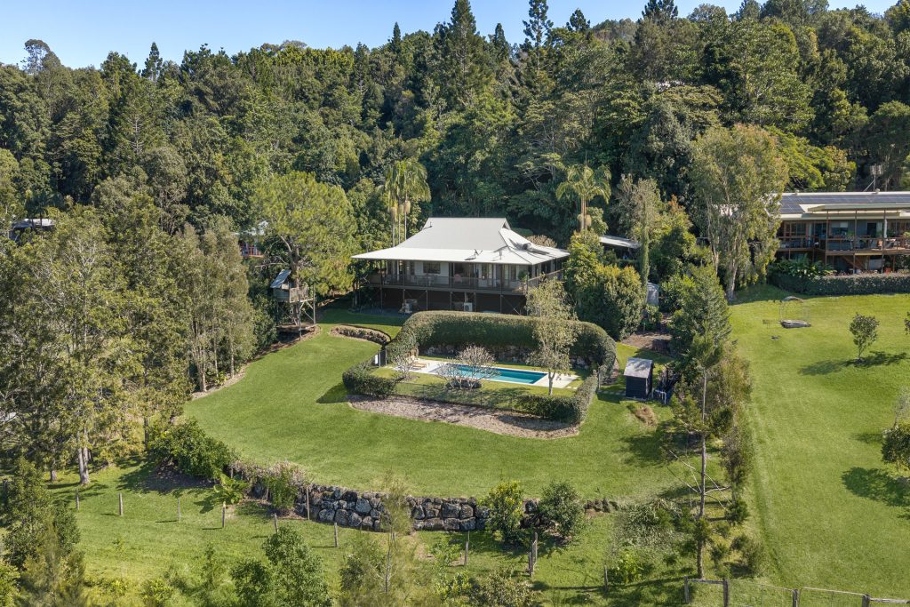 For Sale - 16 Rainforest Drive - New Property in Eltham - Real Estate by Bill Johnston