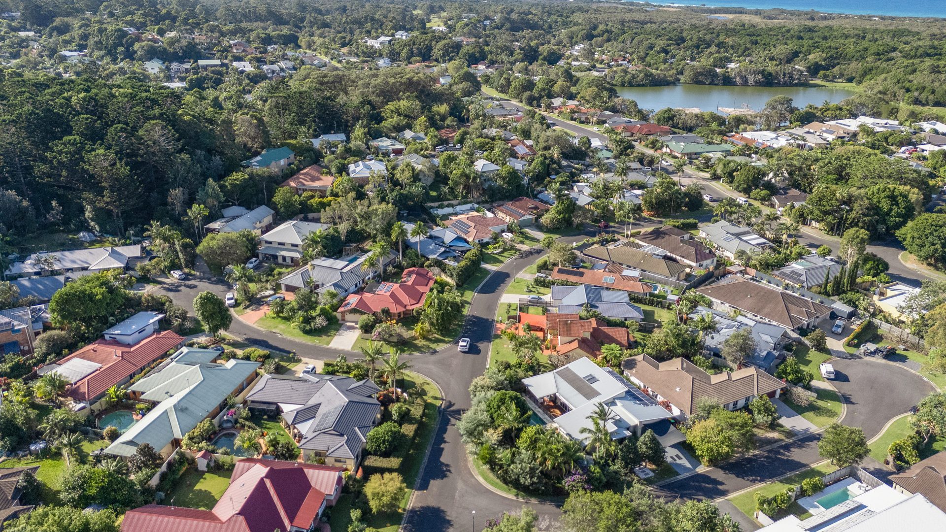 Sold - 41 Coogera Circuit - New Property in Suffolk Park - Real Estate by Nick Dunn