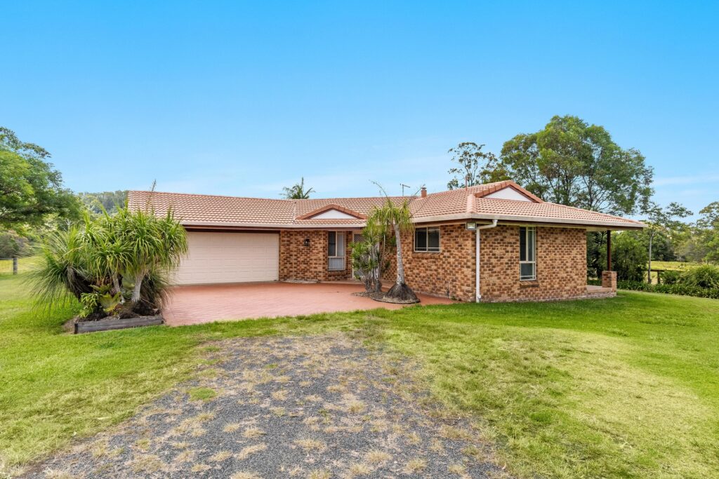 For Sale - 730 Reardons Lane - New Property in New Italy - Real Estate by Adam & Maxine Gaiter