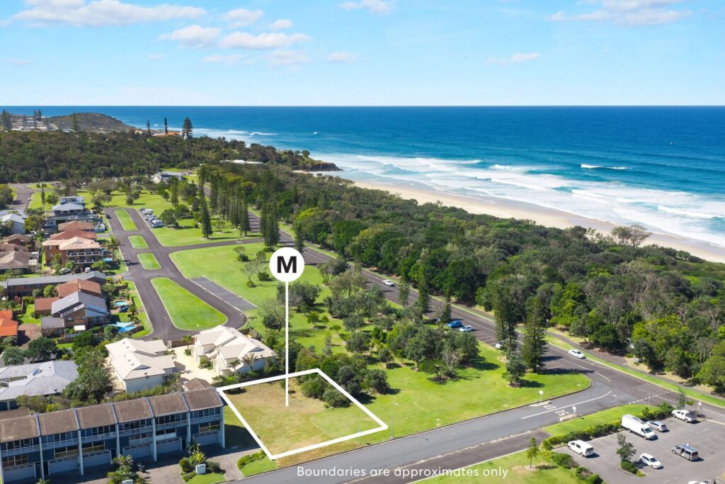 Auction - 76 Fenwick Drive - New Property in East Ballina - Real Estate by Shawn Bishop & Jamie Marshall
