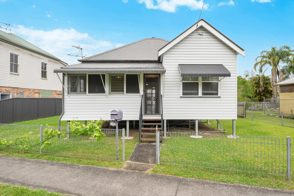 For Sale - 137 River Street - New Property in Woodburn - Real Estate by Adam & Maxine Gaiter