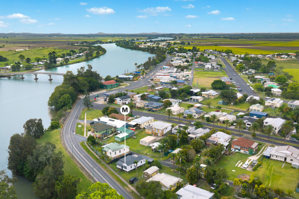 For Sale - 137 River Street - New Property in Woodburn - Real Estate by Adam & Maxine Gaiter