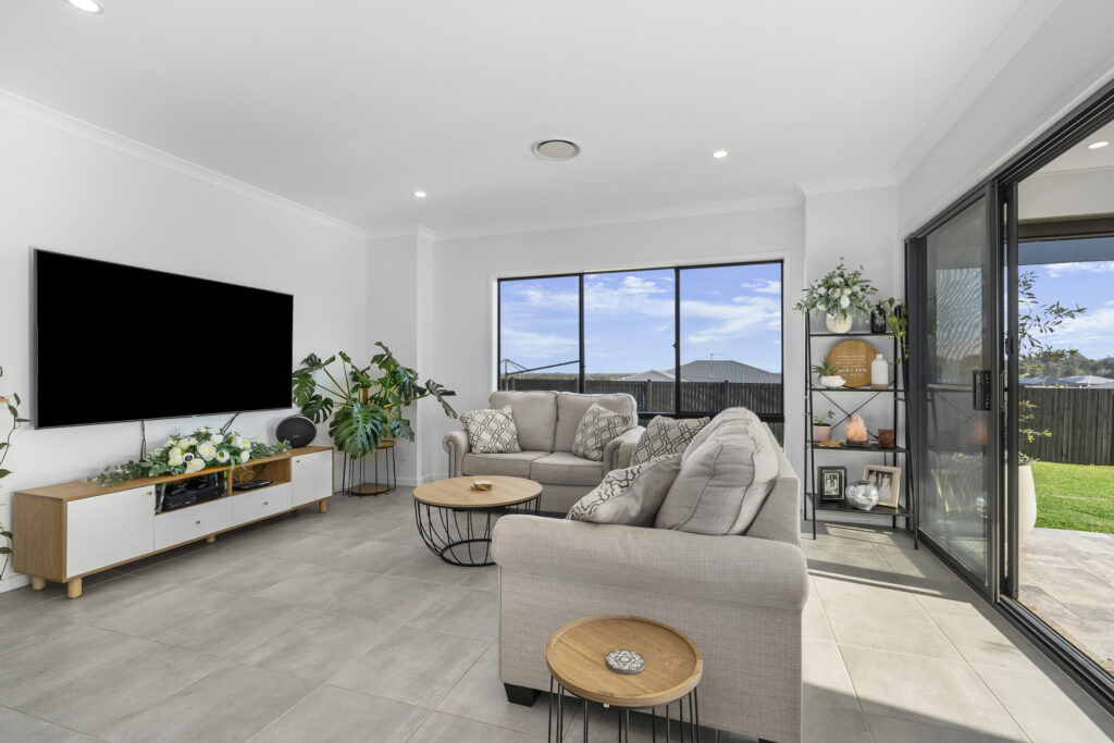 Sold - 19 Dent Crescent - New Property in Cumbalum - Real Estate by 