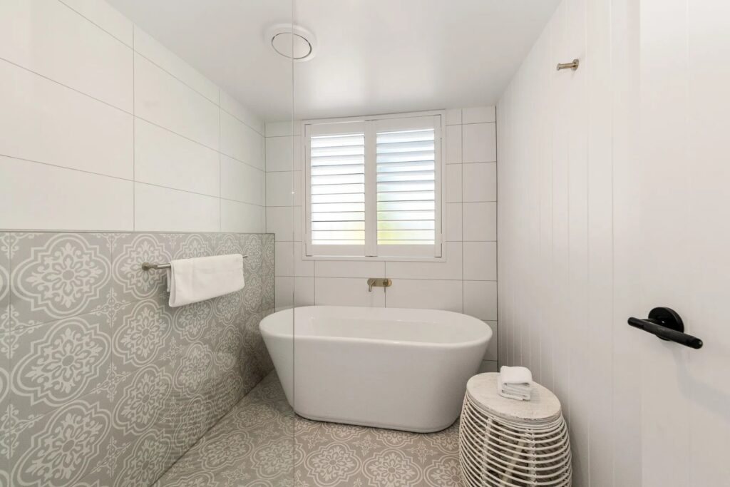 Sold - 5/84 Lawson Street - New Property in Byron Bay - Real Estate by Ollie Charkos