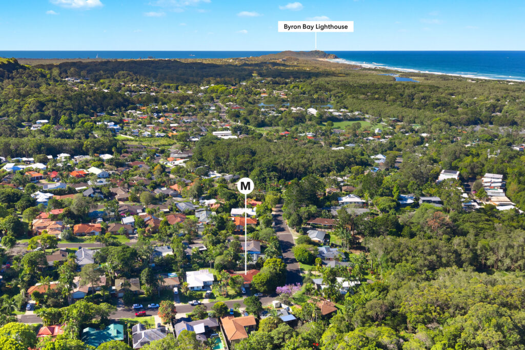 For Sale - 19 Corkwood Crescent - New Property in Suffolk Park - Real Estate by Ian Daniels