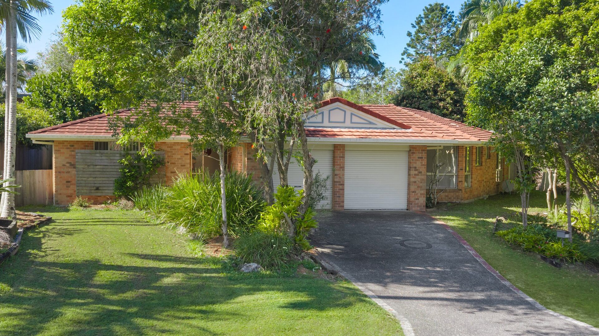 For Sale - 19 Corkwood Crescent - New Property in Suffolk Park - Real Estate by Ian Daniels